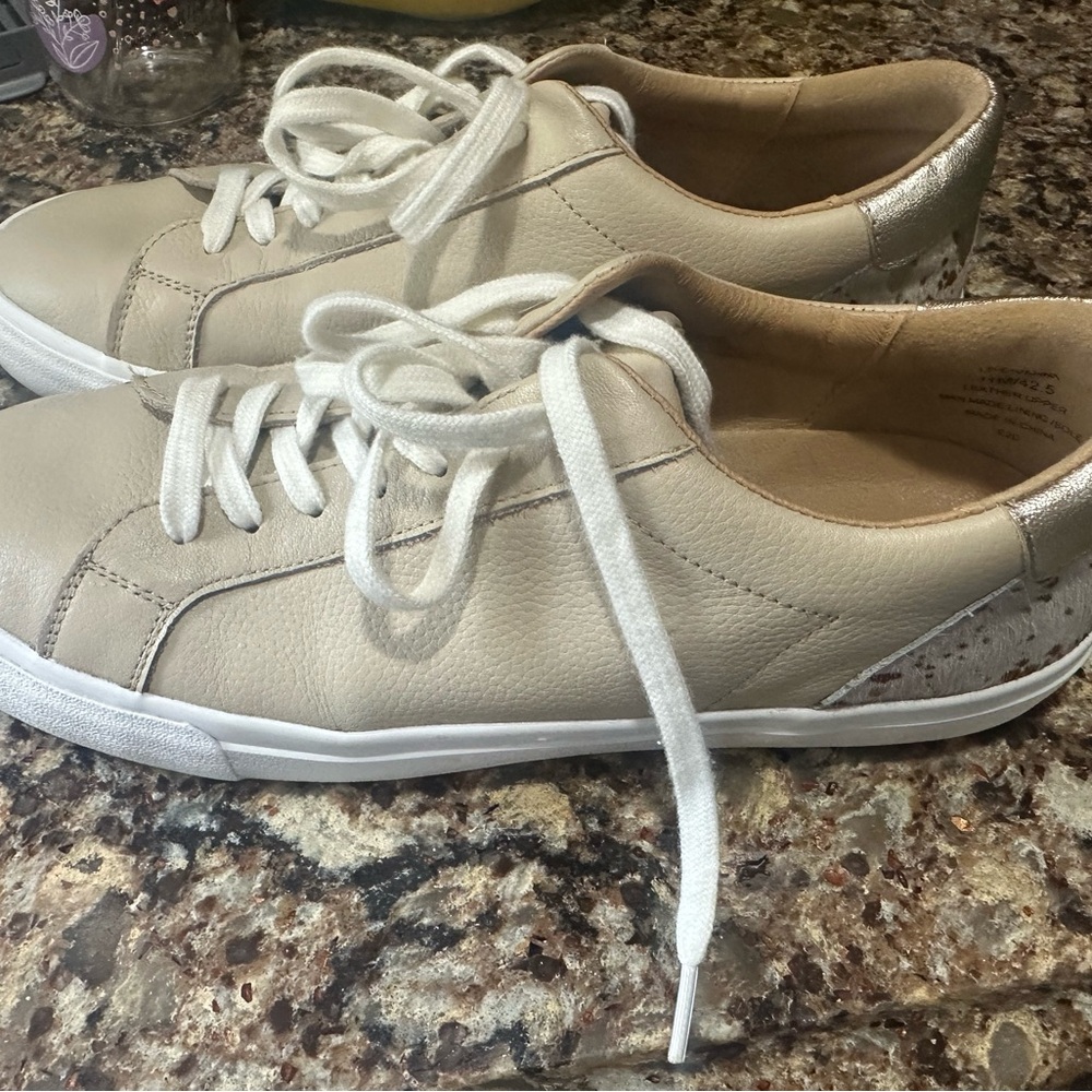Lucky Brand Cream and Silver Sneakers